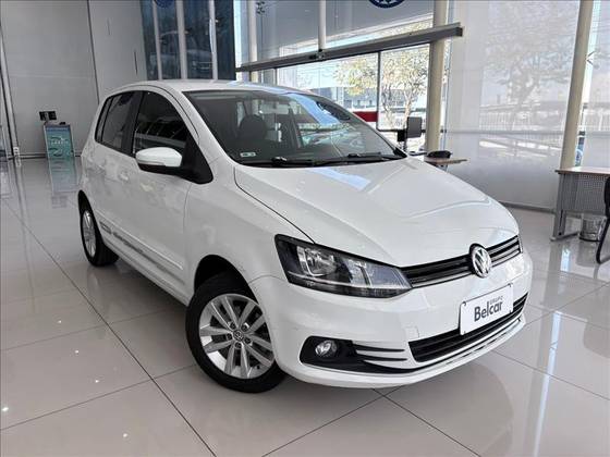 VOLKSWAGEN FOX 1.6 MSI TOTAL FLEX CONNECT 4P MANUAL VOLKSWAGEN FOX 1.6 MSI TOTAL FLEX CONNECT 4P MANUAL